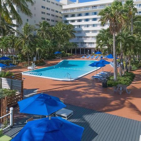 Radisson Resort マイアミビーチ エクステリア 写真