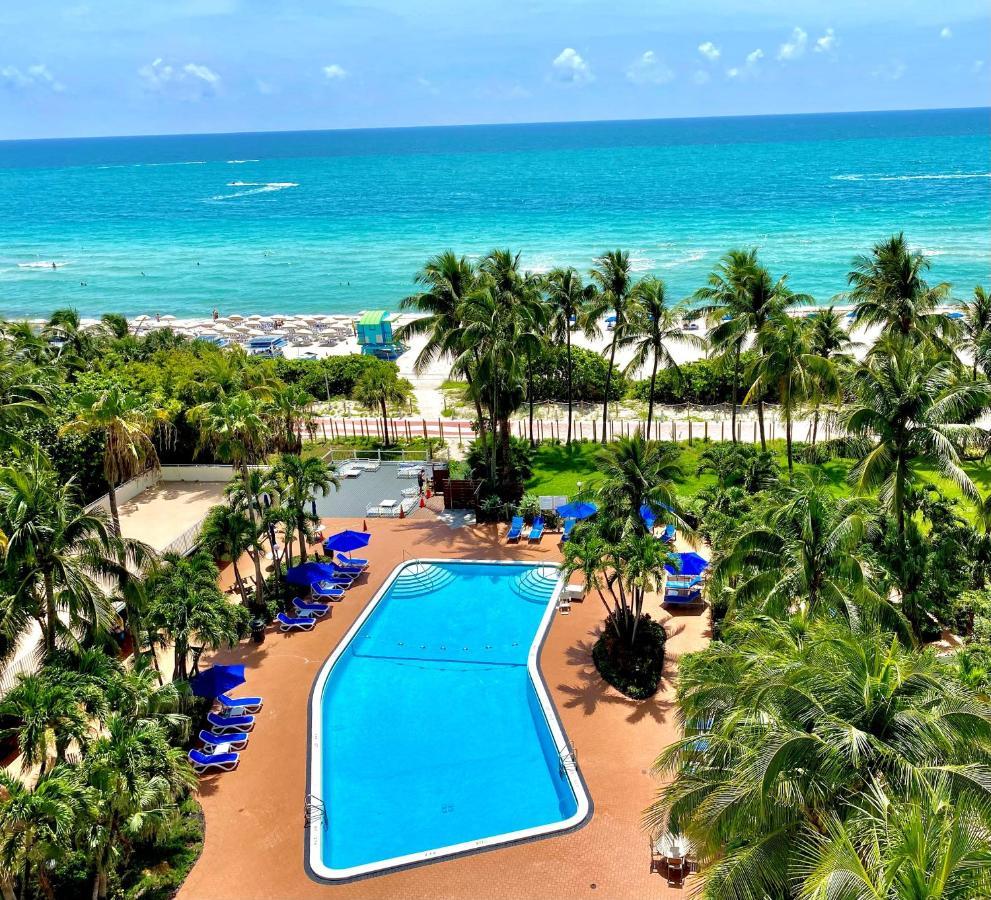 Radisson Resort マイアミビーチ エクステリア 写真