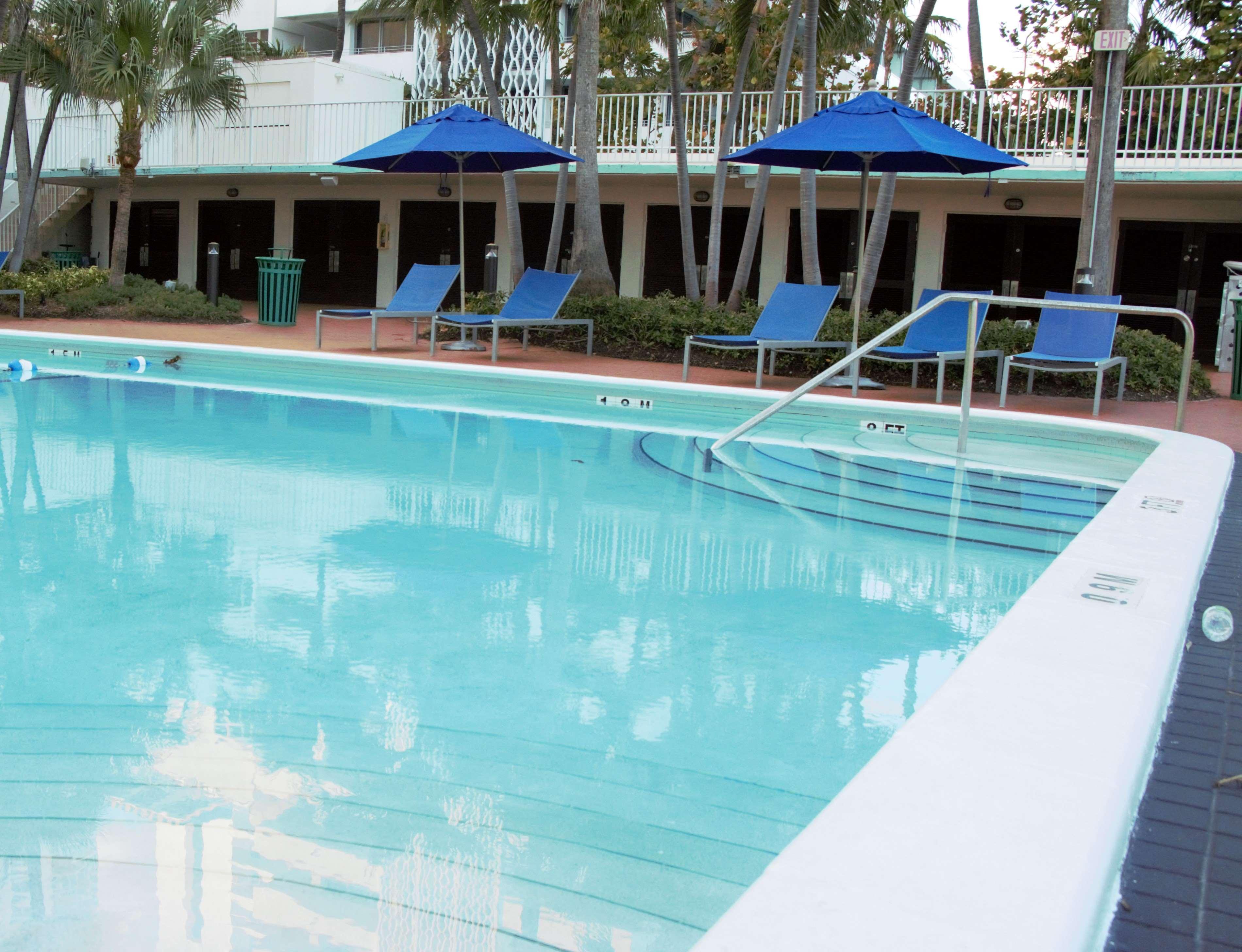 Radisson Resort マイアミビーチ エクステリア 写真