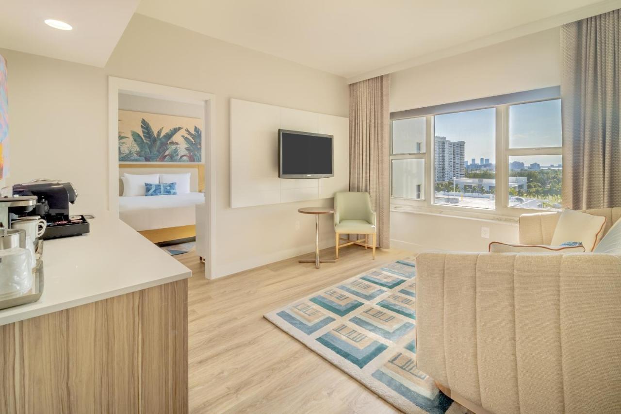 Radisson Resort マイアミビーチ エクステリア 写真